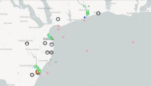 Иностранным кораблям, запертым в портах Украины, открыли гуманитарный коридор