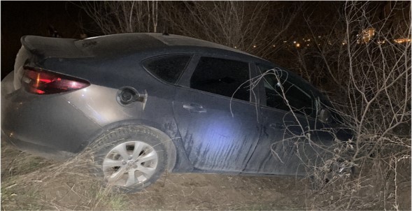 В Волгограде преступник угнал машину вместе с хозяйкой в салоне 