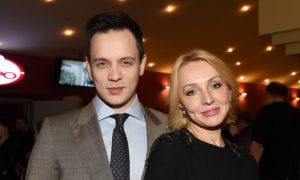 «Она упала с лестницы»: экс-солист  группы «Корни» впервые рассказал, как его жена потеряла ребенка