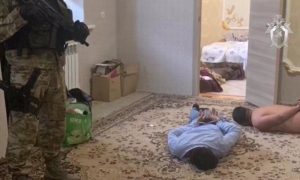 Опубликовано видео задержания банды рабовладельцев, которая похищала бомжей