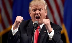 «Страна следует в ад»: Трамп обвинил Байдена в разрушении США