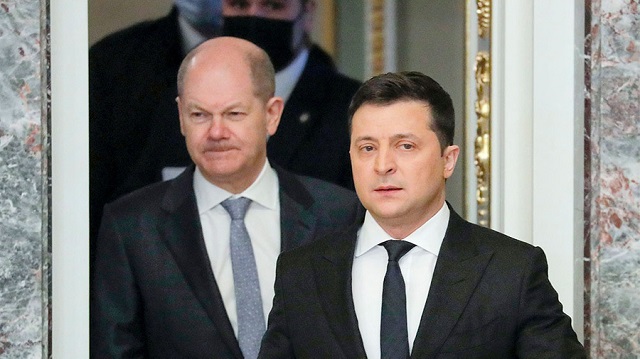 Медведев о Зеленском, Шольце и Киссинджере: петушку следовало бы послушать ястреба 