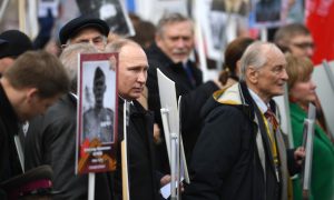 «Знаковый моральный выбор»: почему для России так важен «Бессмертный полк»