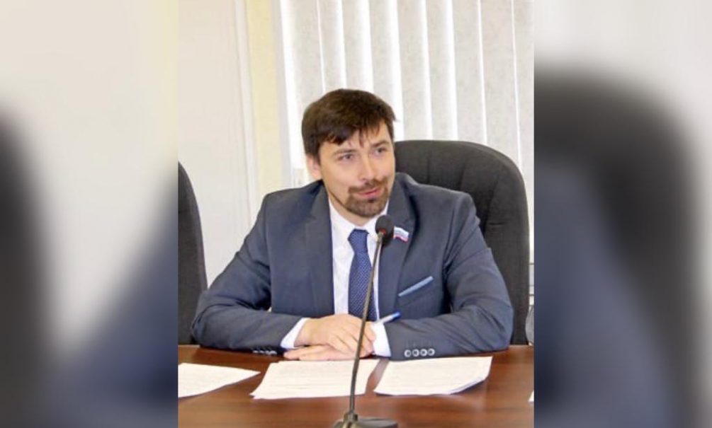 В Волжском шесть человек жестоко избили депутата ЛДПР 