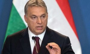 Премьер Венгрии Орбан отказался поддерживать санкции против Патриарха Кирилла