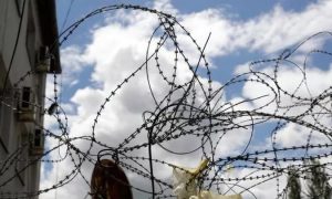 «Били палками и вставляли в рот лейку»: житель Северодонецка рассказал о тайной пыточной тюрьме СБУ