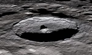 НАСА пошлет марсоход к «базе пришельцев» в самом центре Луны