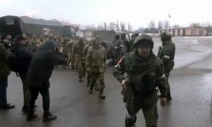 В правительстве Украины назвали количество бойцов ВСУ, находящихся в российском плену