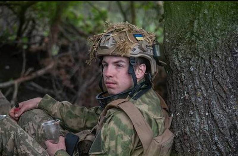 Украина собралась призывать в армию подростков 