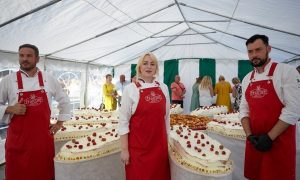 Самый большой торт в России выпекли в Йошкар-Оле ко Дню семьи