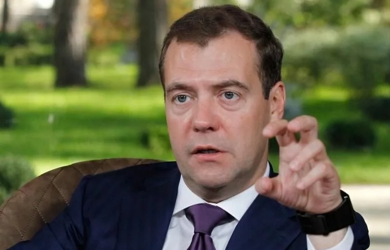 Медведев пообещал Киеву “Судный день” в случае нападения на Крым 