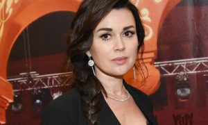 Терапия не действует, лекарства не помогают: в окружении Заворотнюк бьют тревогу