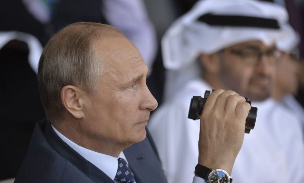 Путин сменил швейцарские часы Blancpain на российскую «Ракету» 