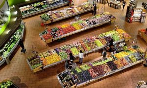 Продуктов хватит, а вот денег... - эксперт прогнозирует социальные протесты из-за высоких цен