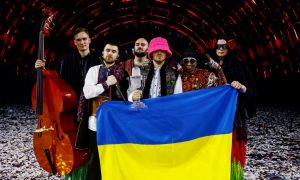Украинские победители «Евровидения» Kalush Orchestra крупно опозорились в Европе