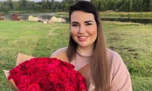 Звезда «Дома-2» Саша Черно удалила второй подбородок: первые фото после операции