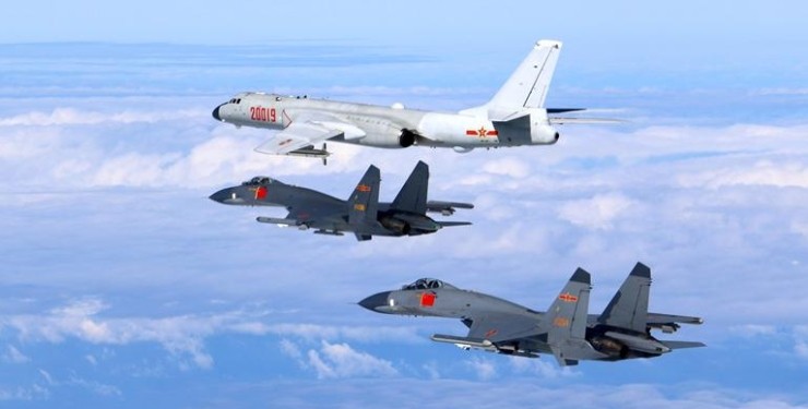 Global Times: Китай может открыть огонь перед самолетом Пелоси 