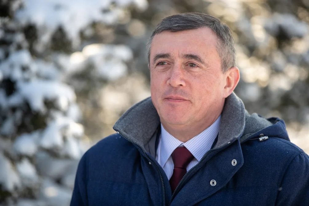 Вокруг скандалов: губернатора Сахалина Лимаренко попросили «покинуть остров»