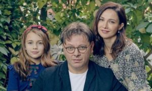 «Я вижу в ней Женю»: в Сети восхитились внешностью дочери Брик и Тодоровского