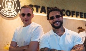 «Это вышак»: рэпер Тимати принял первых посетителей в обновленном Starbucks