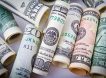 Деньги утекают за границу: россияне перевели в зарубежные банки рекордный объем валюты
