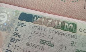 Каприз среди виз: в Европе решат судьбу шенгена для россиян