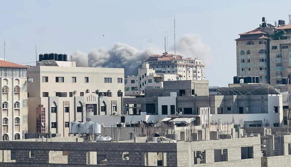 Операция «Рассвет»: в Сети появилось видео ударов Израиля по сектору Газа 