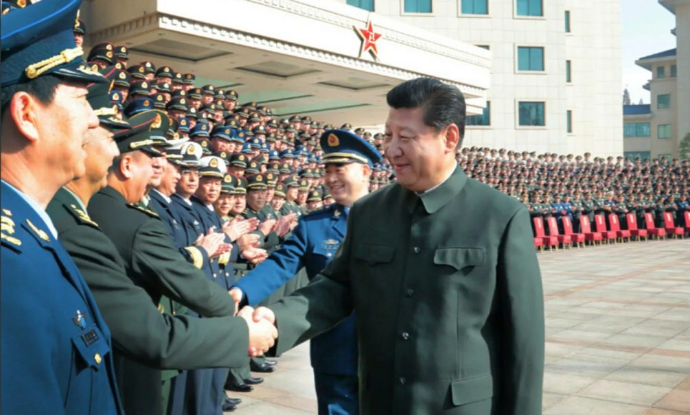 Си Цзиньпин приказал армии Китая готовиться к боевым действиям 