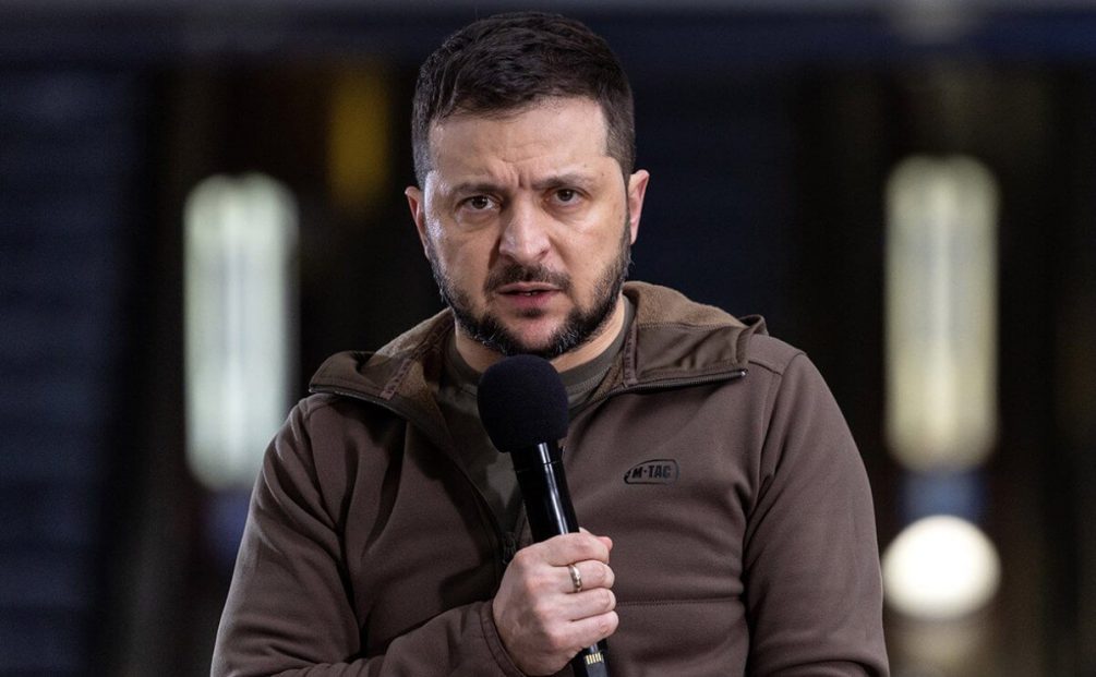 Украинские войска «долбят» по Донецку: погибли 13 человек, в том числе двое детей