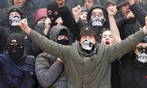 В ДНР формируют боевое подразделение из футбольных фанатов со всей России