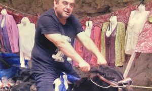 Судимый депутат-единорос насмерть сбил пенсионерку под Волгоградом и обвинил сына