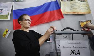 В Донбассе и на освобожденных территориях начался второй день референдума о присоединении к РФ