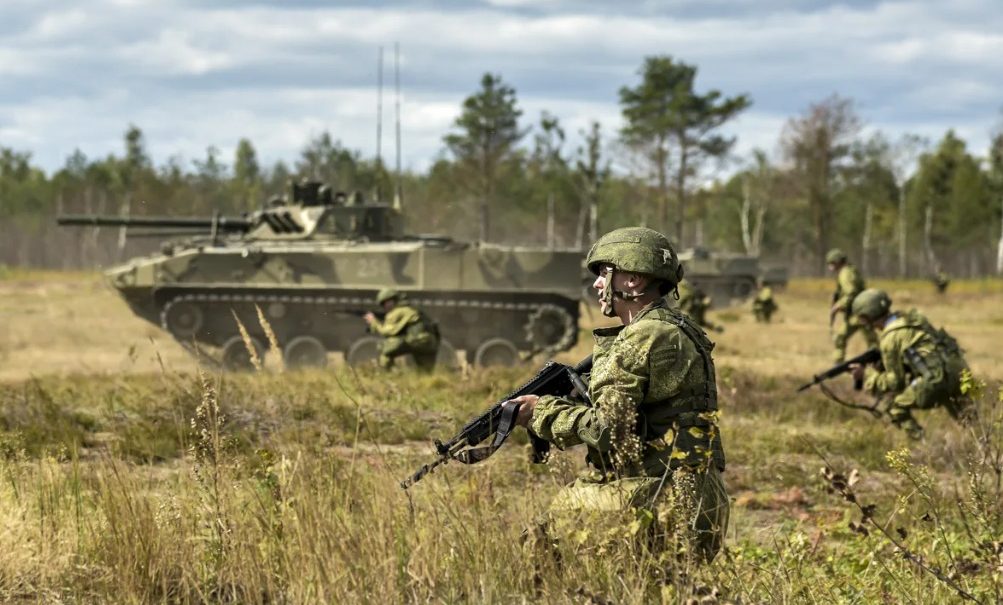 Удары по городам Украины станут началом наступления российской армии, уверены эксперты 