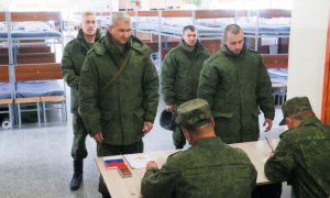Госдума ввела штрафы до 500 тысяч рублей за отказ в помощи военкоматам во время мобилизации