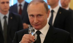 Путин нашел решение проблемы алкоголизма в России