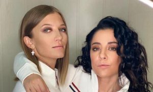 Экс-солистка группы «2Маши» появилась на публике после черепно-мозговой травмы: как сейчас выглядит певица