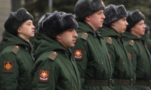 Путин увеличил штатную численность российских Вооруженных сил