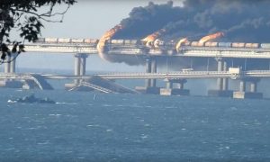 Очень хитрая конструкция: стало известно, что спасло Крымский мост от серьезных разрушений