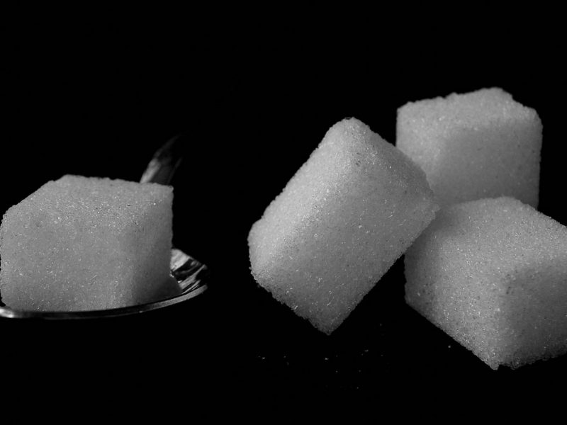 Рафинированный сахар это. Сахар белая смерть. Сахар смерть. Свекла сахарный рафинад.