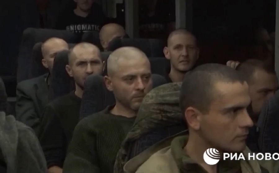 «Иголки под ногти загоняли»: российские военнослужащие рассказали об ужасных пытках в украинском плену 