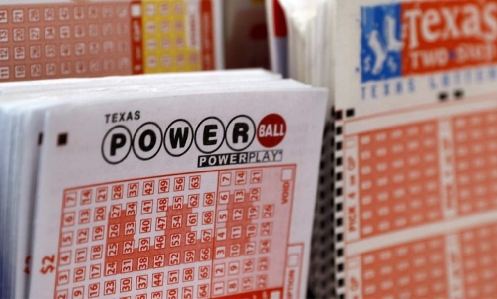 Участник лотереи в США сорвал джекпот в 2 миллиарда долларов 