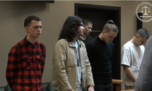 Ненавидели наркоманов и сожгли Знамя Победы: в Краснодарском крае осуждены шесть участников неонацистского сообщества