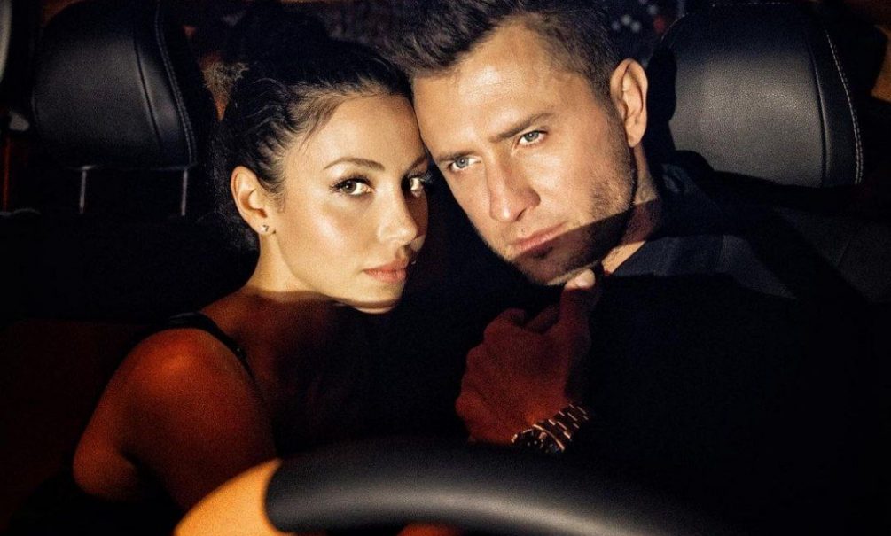 Разгневанный Прилучный накинулся на журналиста на глазах у молодой жены: «Засунь себе свою камеру!» 