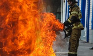 Уроки «Хромой лошади» и «Зимней вишни» не усвоены: как пожары уносят жизни сотен россиян