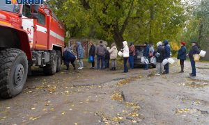 Депутаты устроили первенство водоносов при фекальной ЧС в Волгограде