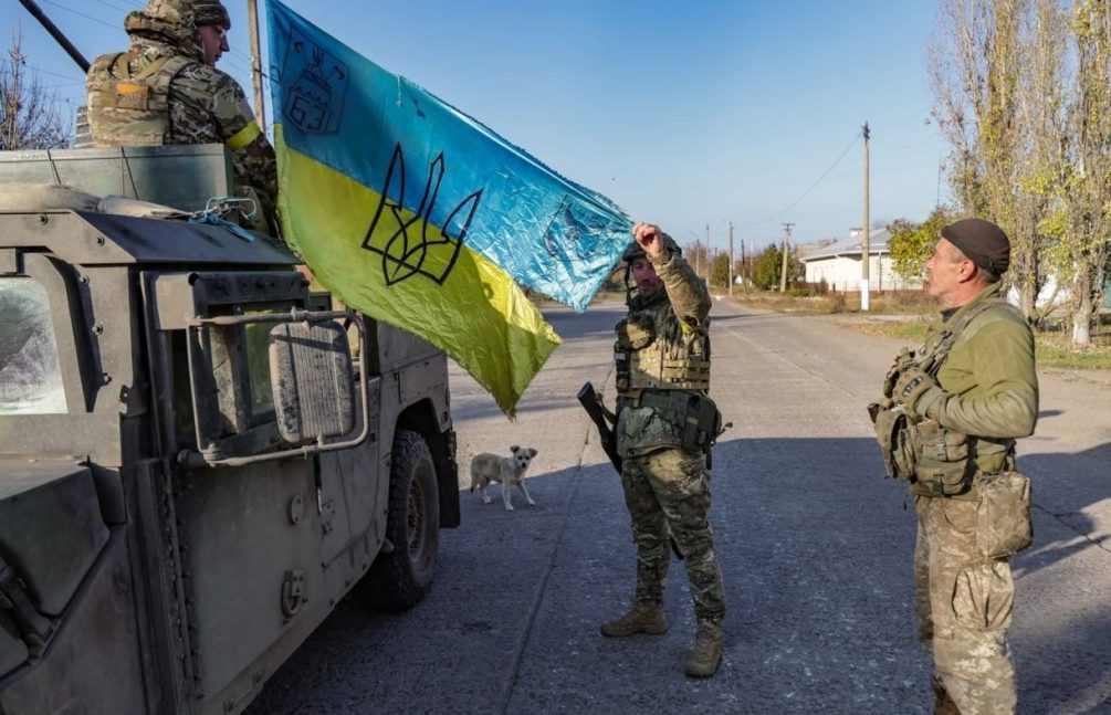 Опять власть меняется: в Херсоне вместо покинувшей город российской администрации заработала украинская