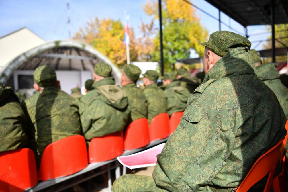 "Все были в шоке": в Свердловской области депутата мобилизовал военком, проигравший ему выборы