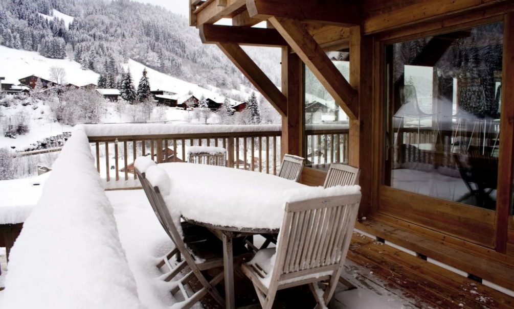 Власти Швейцарии рассылают гражданам инструкции по выживанию зимой