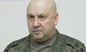 Суровикин сообщил об отходе российских войск из Херсона