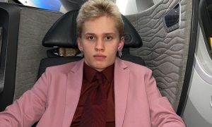 Сбежавший в Америку Милохин обматерил Первый канал в новой песне и признался Медведевой в любви